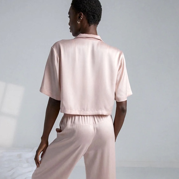 Lunya Washable Silk Button Down Top in Delicate Pink, Size S - Picture 6 of 6